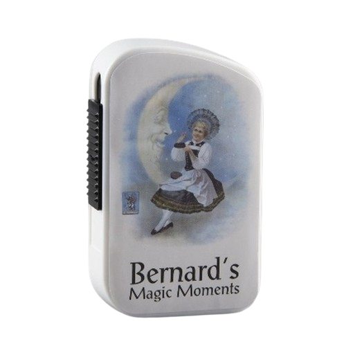 BERNARD MAGIC MOMENT WHITE Dose mit süßem Erdbeeraroma und fruchtigen Tamarindnoten, tabakfrei und 10g Inhalt.